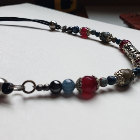 Carved jasper SUNFLOWER W/RUBY SAPPHIRE LEATHER - Picture 4 of 7